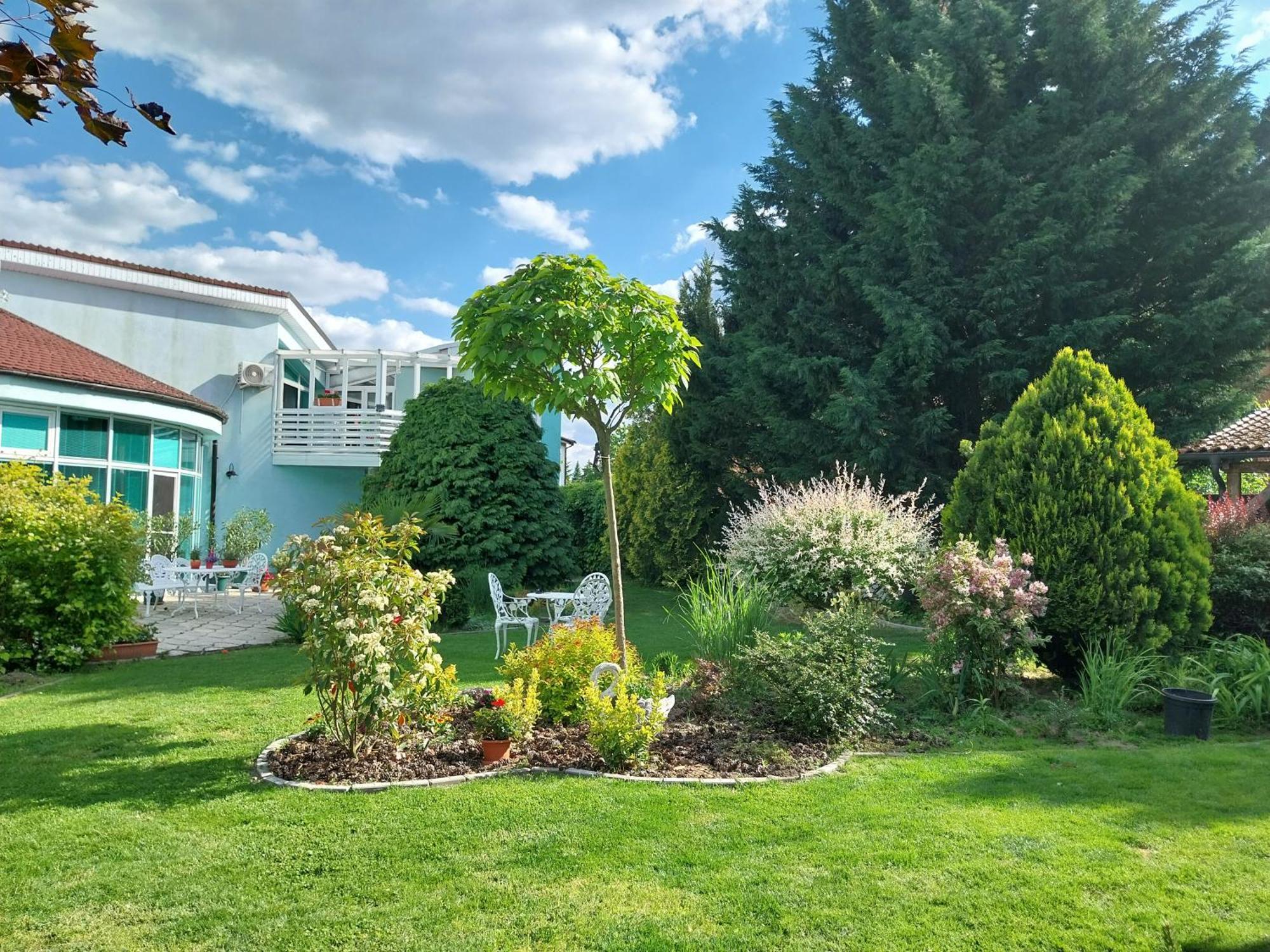 Cozy Rooms In Wine Town - Modra Exterior foto